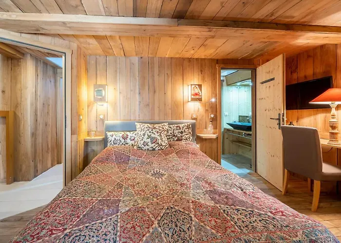 Ananda Avec Sauna, Baignoire Balneo Et Terrasse Apartament *